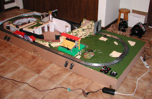 lionel disappearing train layout